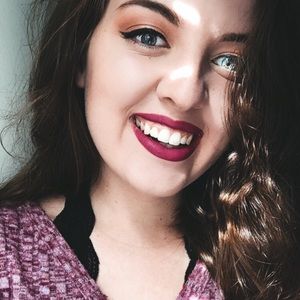 Meet your Posher, Abbigail